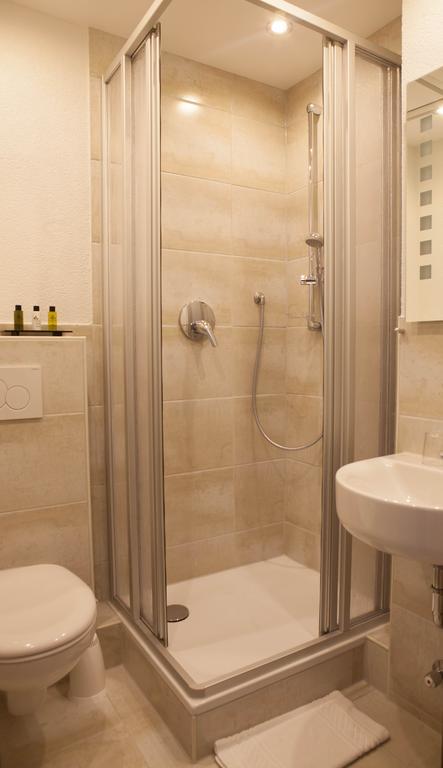 Hotel Am Markt Cochem Room photo